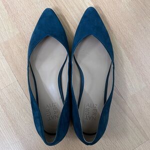 Naturalizer Havana Flat, Blue Suede, 9 Wide, Lightly used/Great condition